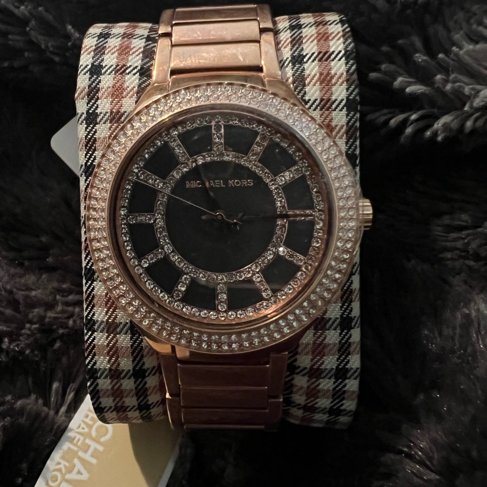 Michael Kors Rose Gold Tone Watch. NWT.